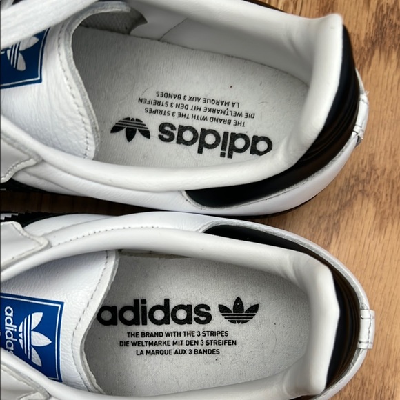 Adidas Samba OG Classic Sneakers - Picture 3 of 6